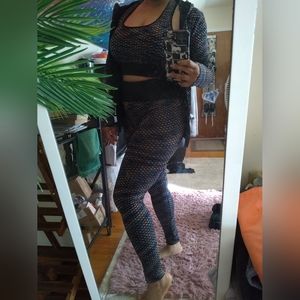 3 piece athletic zip up hoodie set with sports bra and leggings small/medium